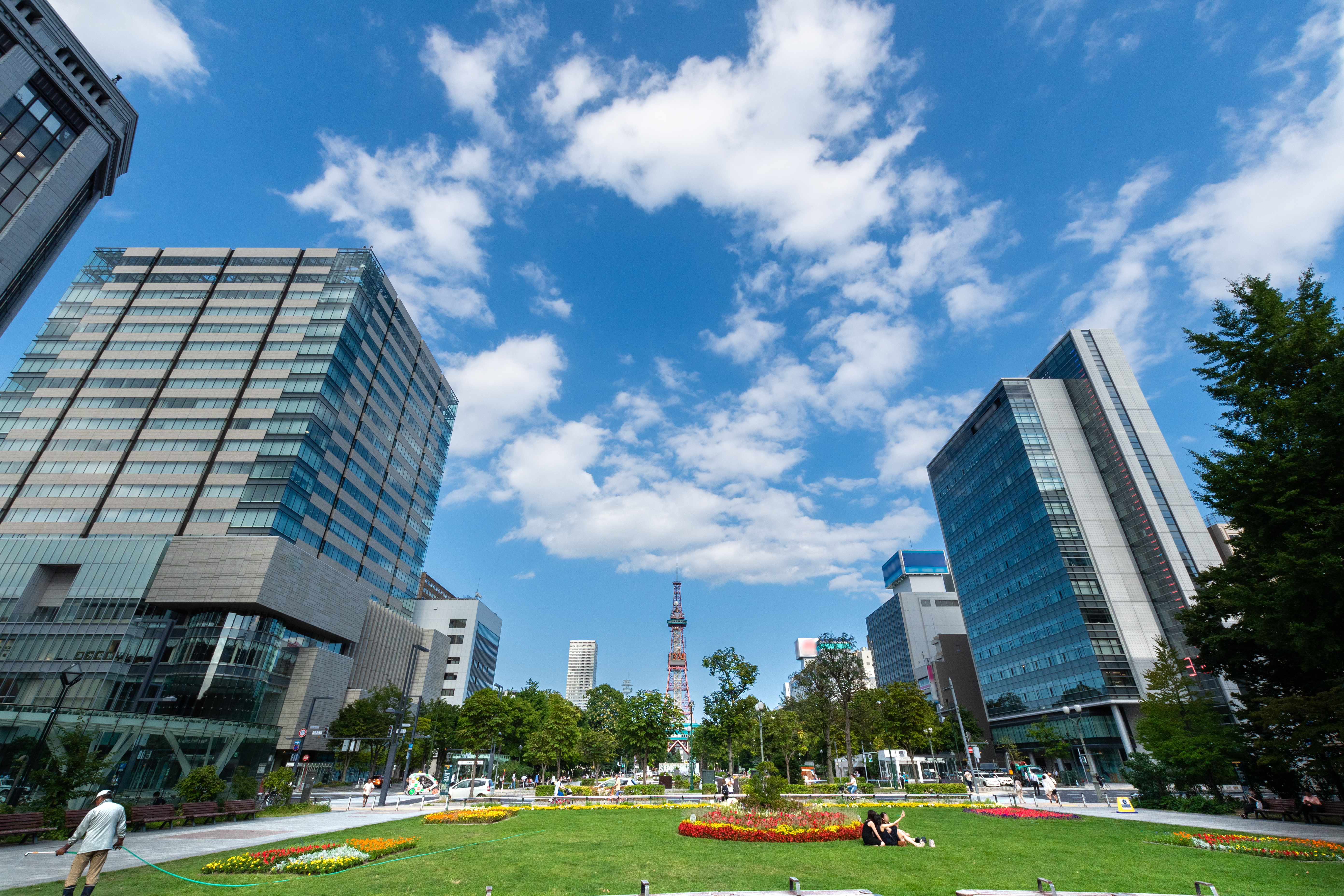 札幌で人気のおすすめ派遣会社を探し歩く人目線の画像