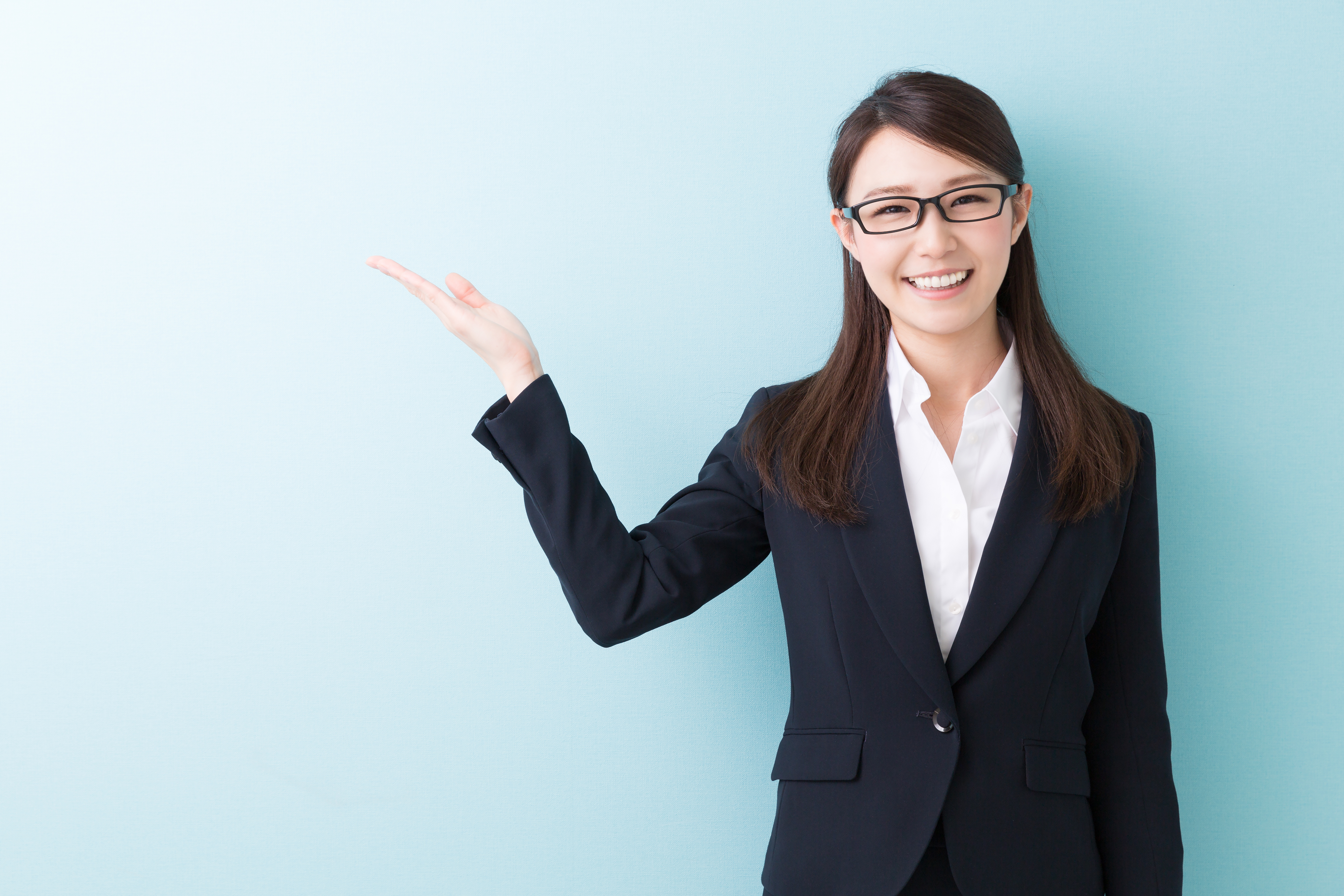 沖縄県でおすすめの優良派遣会社一覧を紹介する人