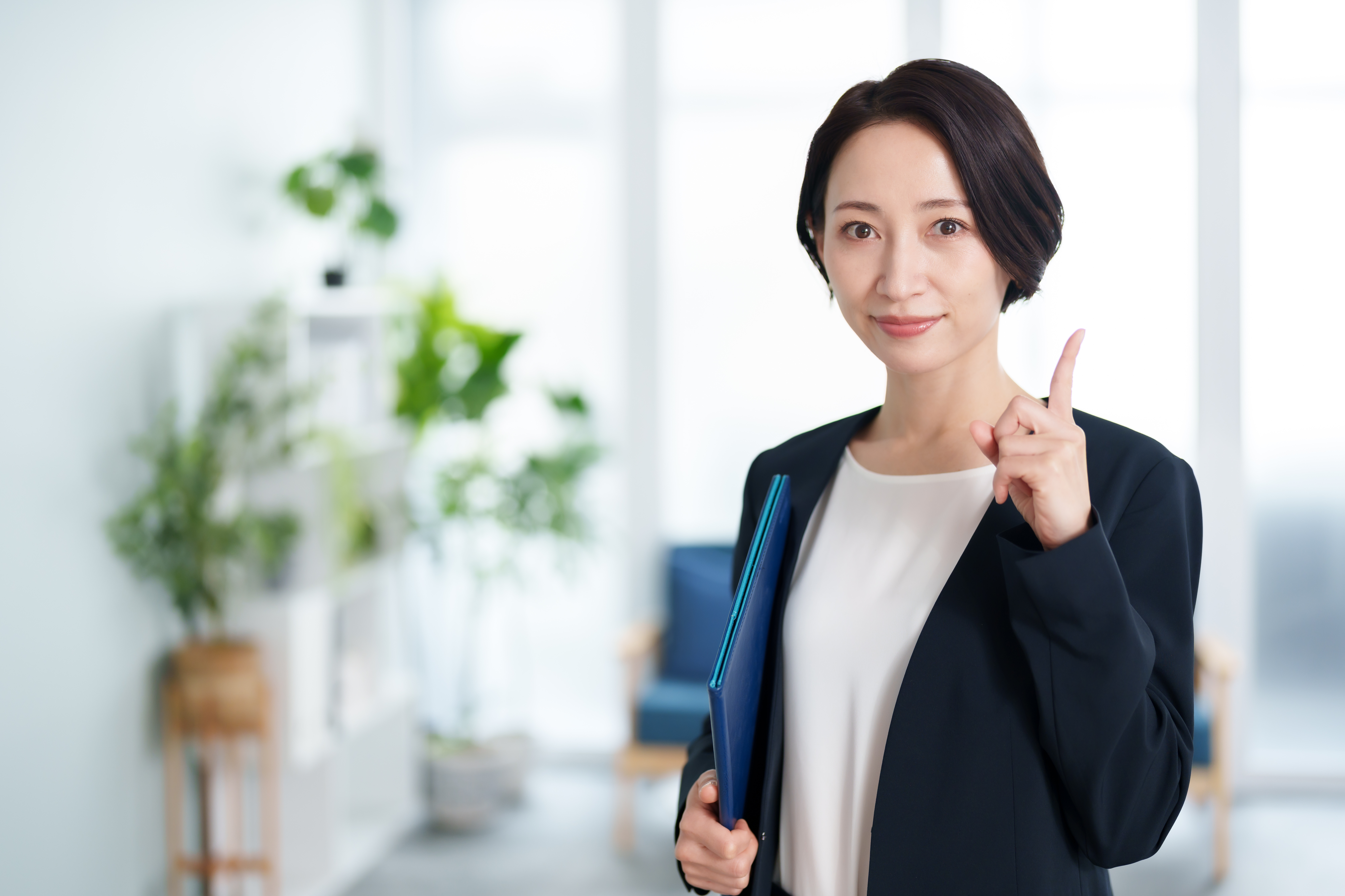 口コミ・評判や求人数などの点で姫路市のおすすめ派遣会社を紹介する人