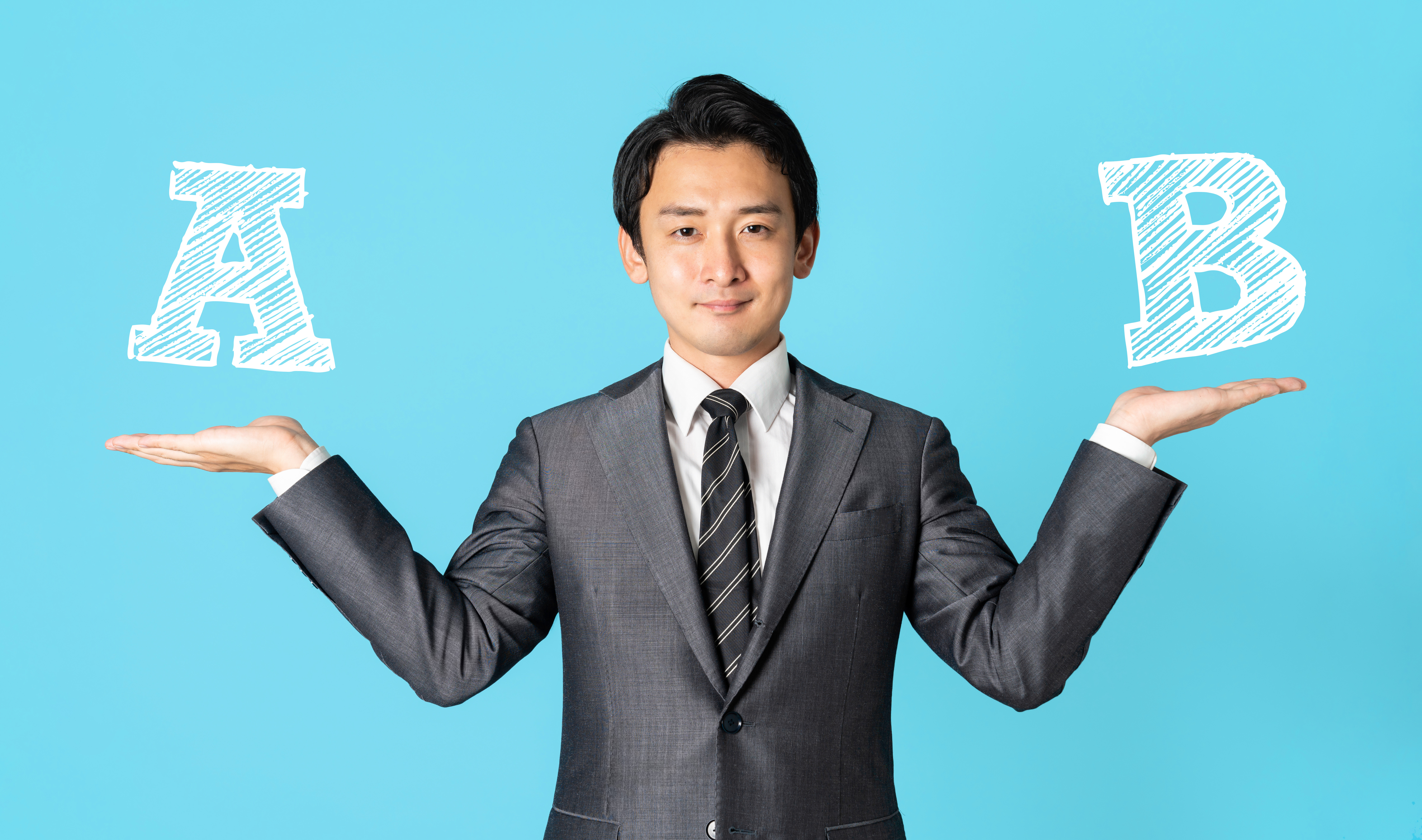 人気がある大宮の派遣会社の比較一覧表を紹介する男性